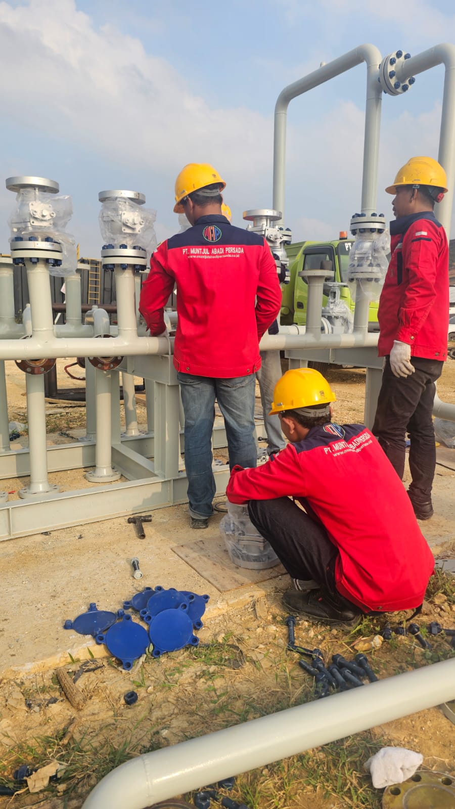Proyek Pekerjaan Spool Manifold Production Facility